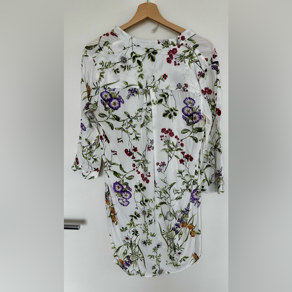 Dress or shirt foever21 floral
